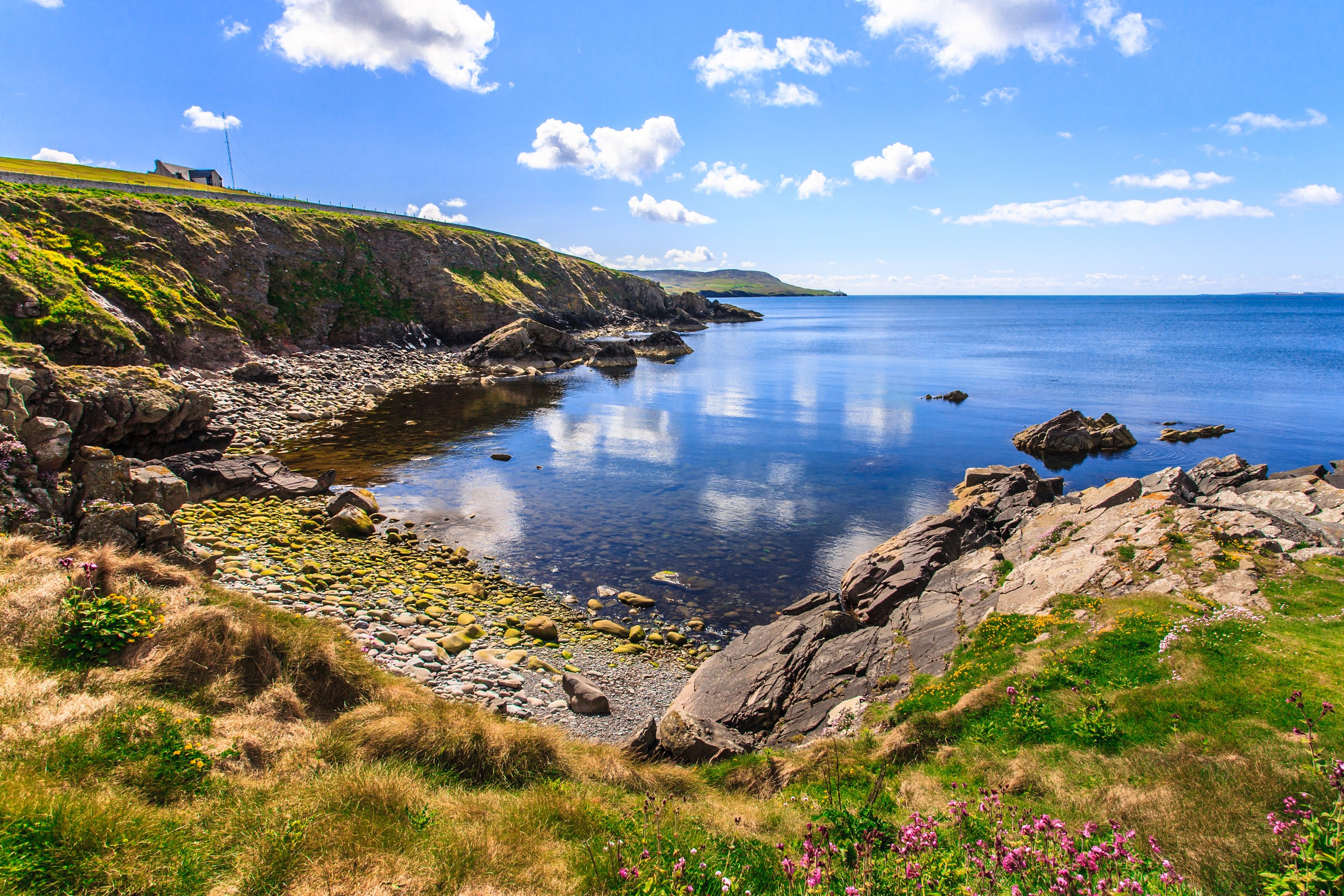 Scotland: An Archaeologist's View of Orkney and Shetland - by Air