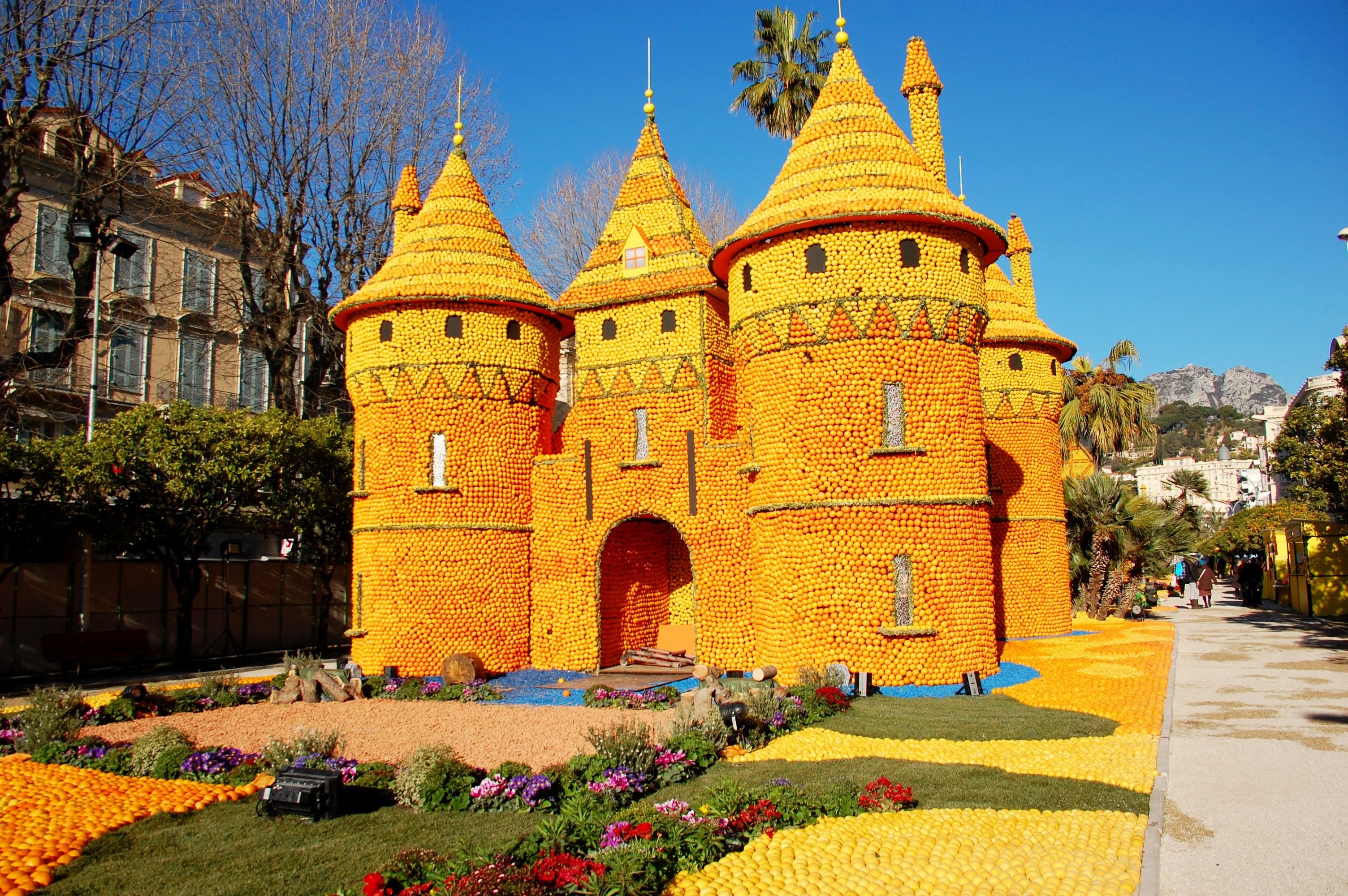 Castle Display, Lemon Menton Festival